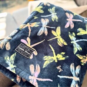 Lug Cuddle Throw in Dragonfly Icepop NWT Sold Out Pattern Price is FIRM